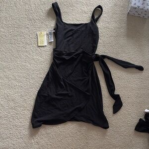 Never worn Wilfred wrap mini dress size xs